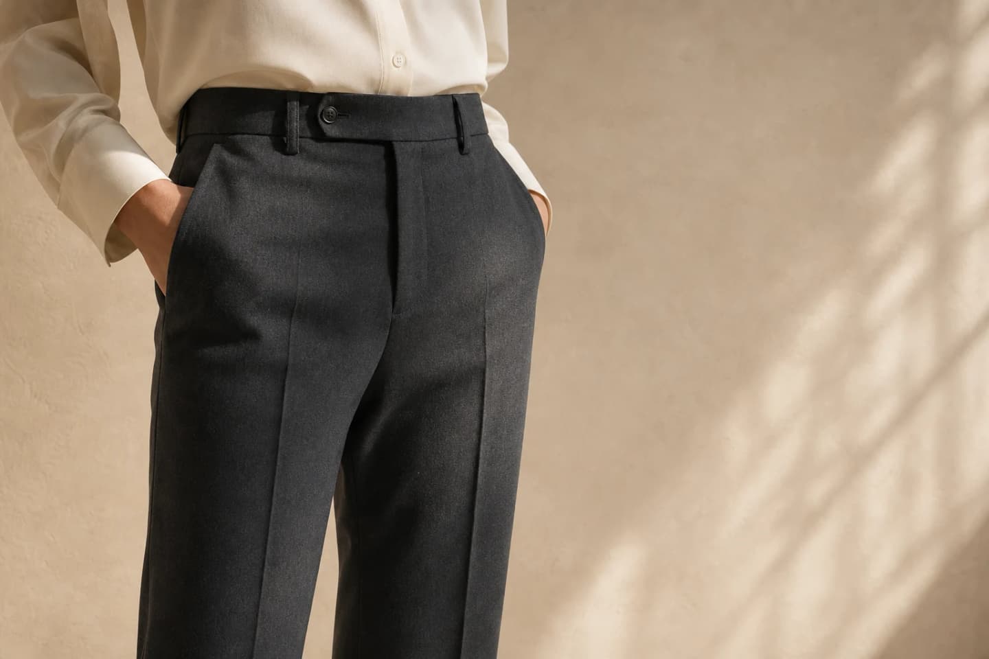 AEVRO trousers styled for daily wear